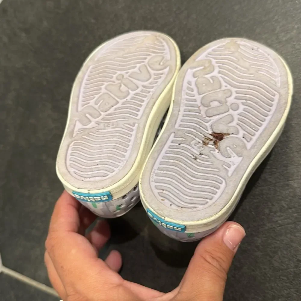 Native baby Floral Purple Shoes C4